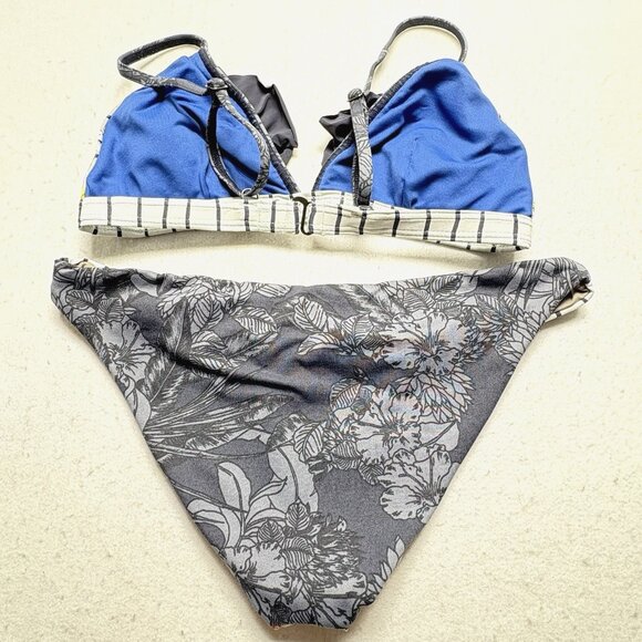 Bundle Bikini Swimwear Multiple Style Brands Sz S Multicolor Beach Pool 79-18 - Picture 11 of 11